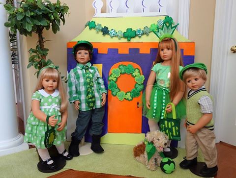 Foto de varias muñecas de MasterPiece celebrando San Patrick