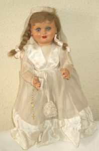 Foto muñeca de Comunión de Cartón Piedra años 40-50