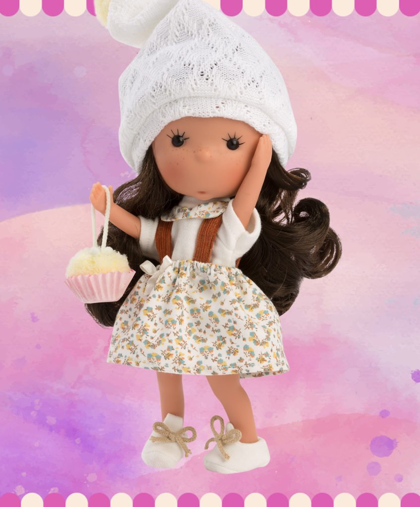 Miss Minis: Miss Lucy Moon